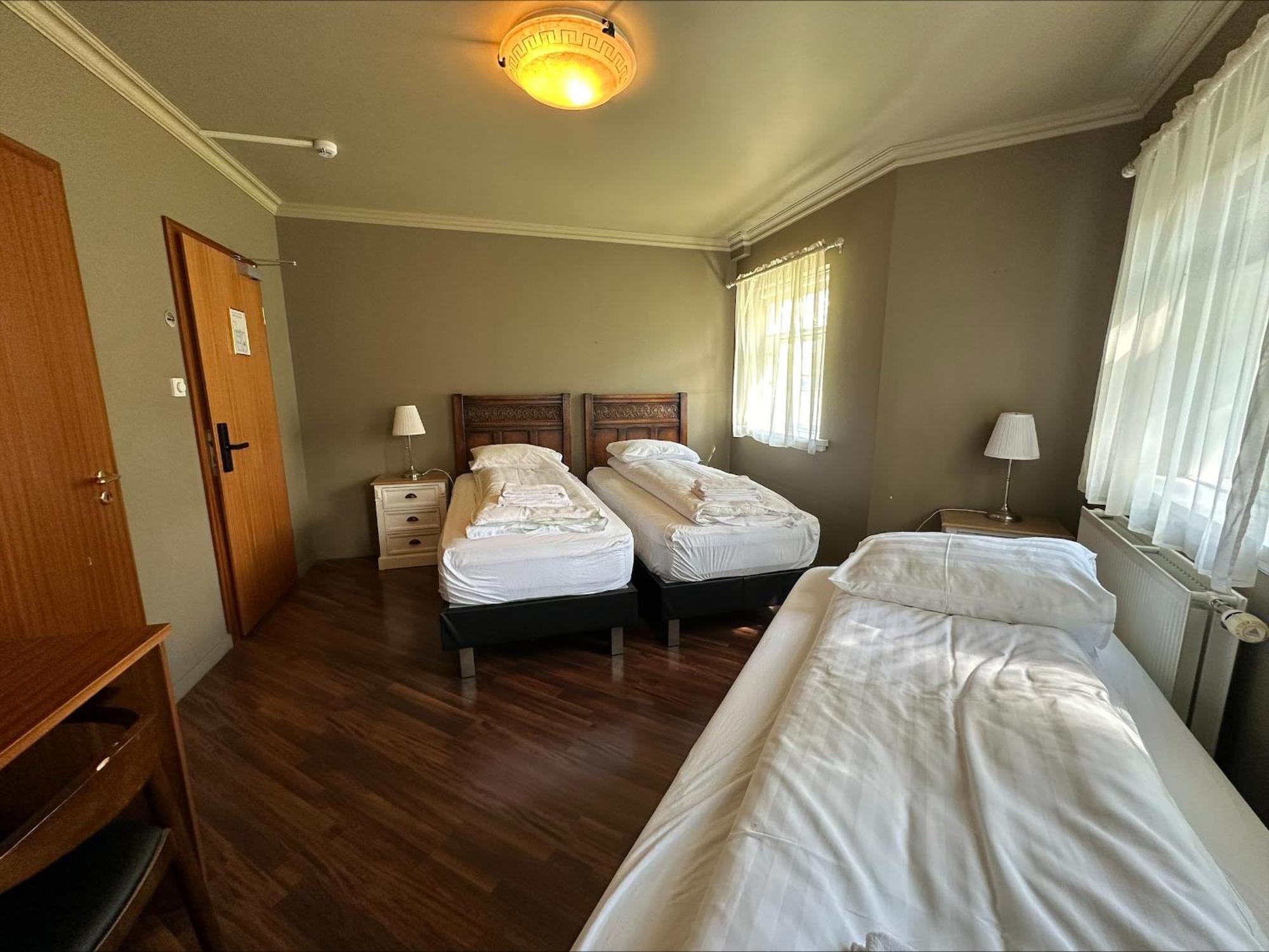 Bg4 Guesthouse Akureyri Buitenkant foto