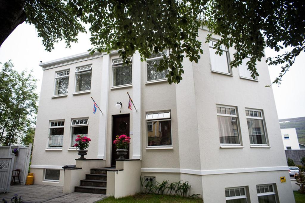 Bg4 Guesthouse Akureyri Buitenkant foto